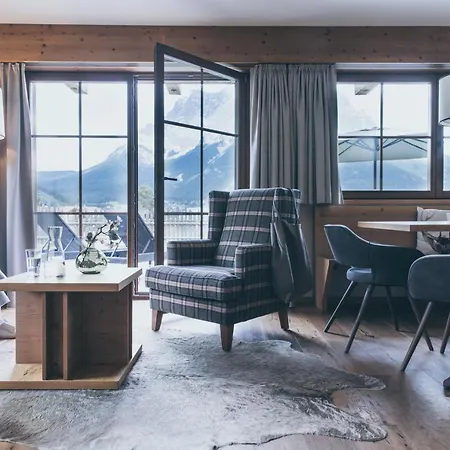 Pur & Aparthotel
