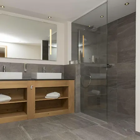 Aparthotel Pur & Lermoos