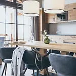Apartahotel Pur & 4*