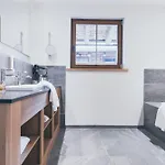 Pur & Apartahotel 4*