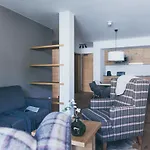 Pur & Apartahotel 4*
