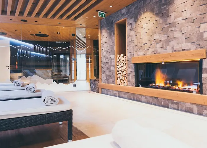 Pur & Aparthotel Lermoos