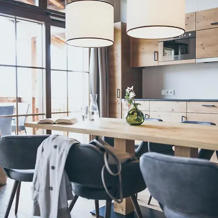 Apartmanhotel Pur & 4*